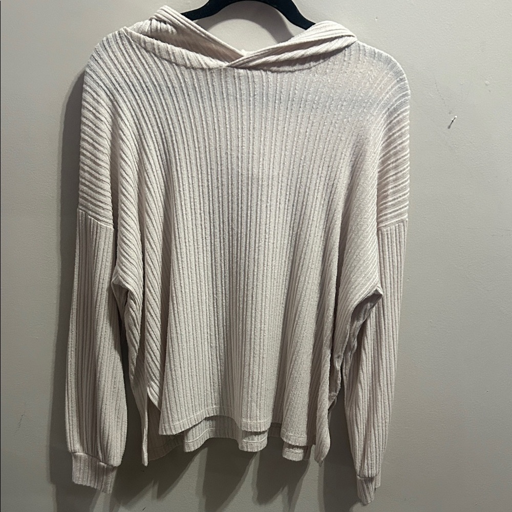 American Eagle Outfitters Cream Ribbed Crop Top